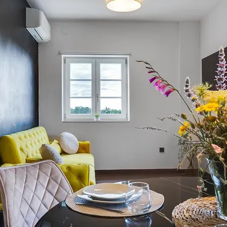 Apartmán Teona Luxury With Jacuzzi And Terrace Sea View, First Floor