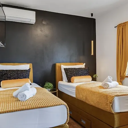 Apartmán Teona Luxury With Jacuzzi And Terrace Sea View, First Floor *