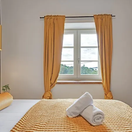 Teona Luxury With 2 And Terrace Sea View Sali