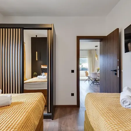 Apartmán Teona Luxury With Jacuzzi And Terrace Sea View, First Floor Sali