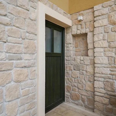 Teona Luxury With Jacuzzi And Terrace Sea View, First Floor * Sali
