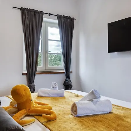 Teona Luxury With Jacuzzi And Terrace Sea View, First Floor Apartmán