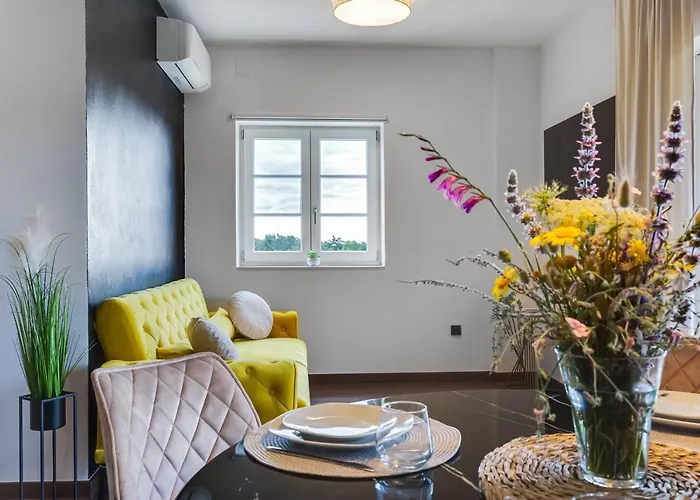 Апартаменты Teona Luxury With 2 And Terrace Sea View