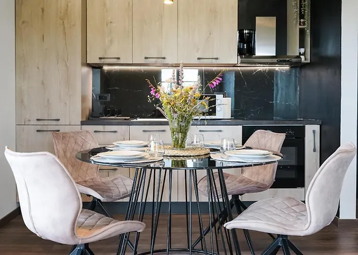 Teona Luxury With 2 And Terrace Sea View