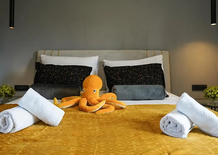 Teona Luxury With 2 And Terrace Sea View Апартаменты *